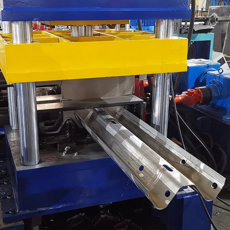 Highway Guardrail Roll Forming Machines
